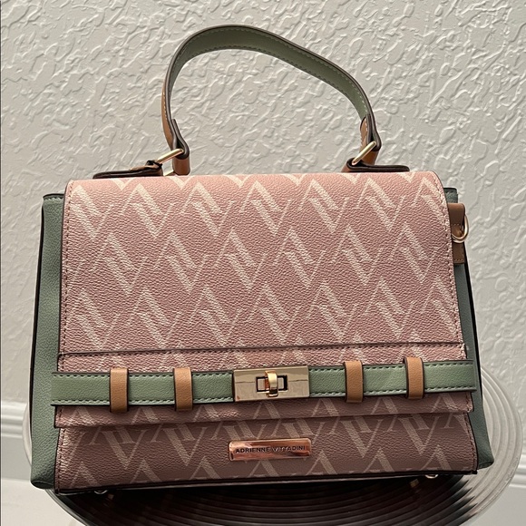 Adrienne Vittadini Handbags - ADRIENNE VITTADINI THE SERAFINA COLLECTION SIGNATURE FLAP NWT Retails$190